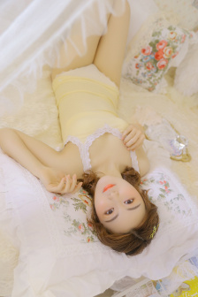 比基尼泳衣三角